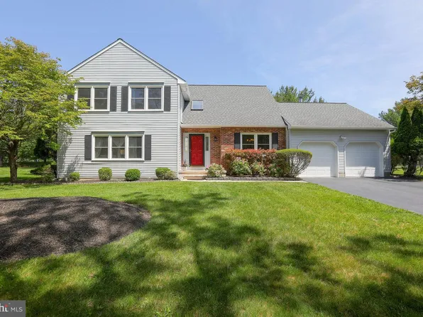 13 Wellesley Ct, Princeton Junction, NJ 08550
