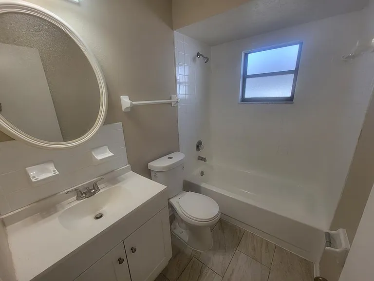 5413 McLeod Dr — Photo 4