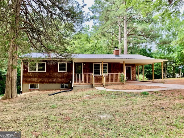 407 Cook St, Royston, GA 30662