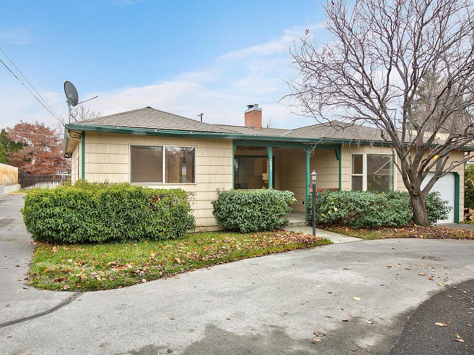 1st image of 1007 S 32nd Ave