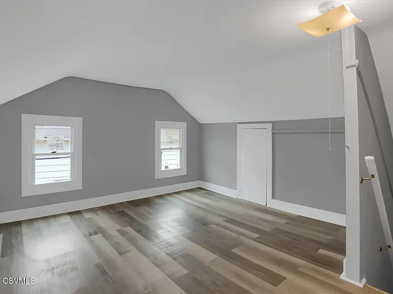 114 S 5th St — Photo 20