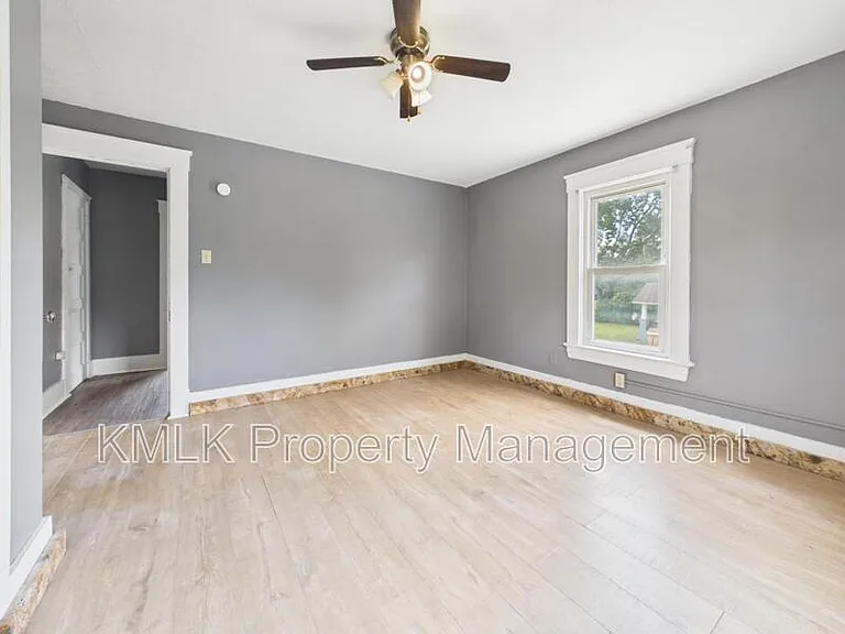 51 Prospect St — Photo 23