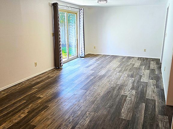 4th image of 2729 S Sierra Park Cir