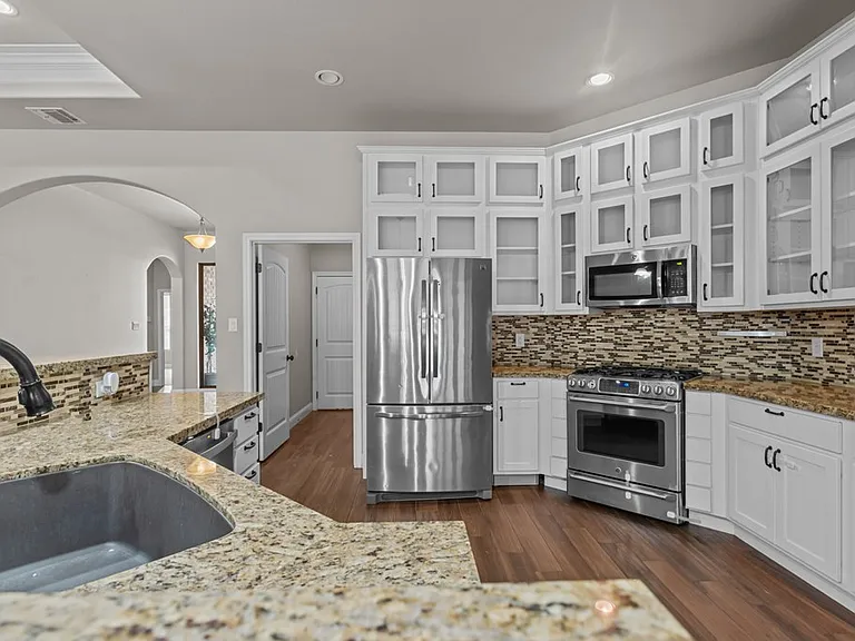 49 Berkshire Cir — Photo 7