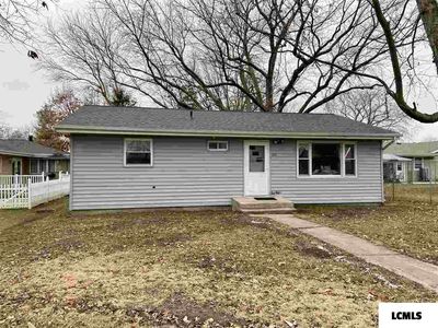 210 E South St, Mc Lean, IL, 61754