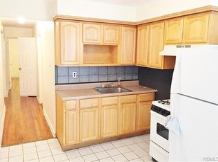 915 E 220th St #1, Bronx, NY 10469