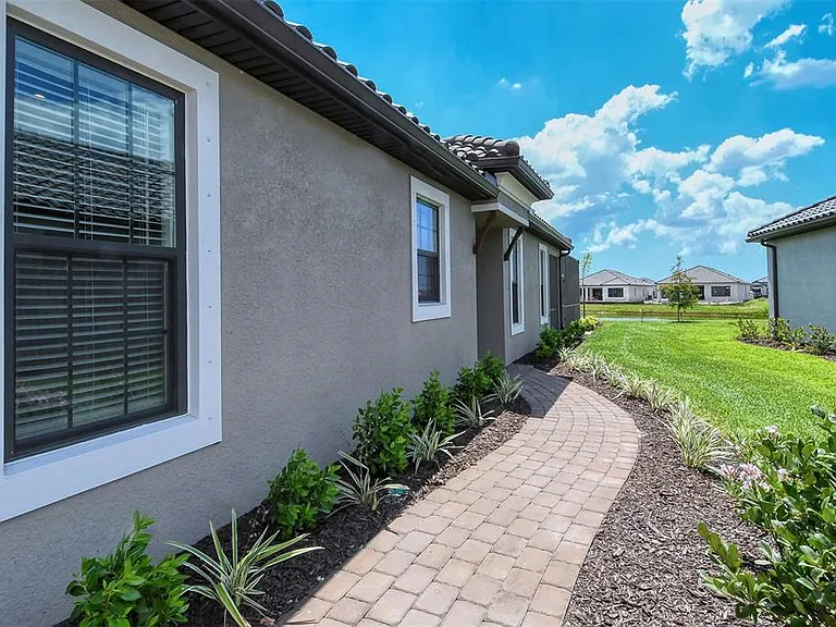 4708 Motta Ct — Photo 36