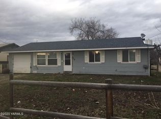 319 Pine St, Mabton, WA