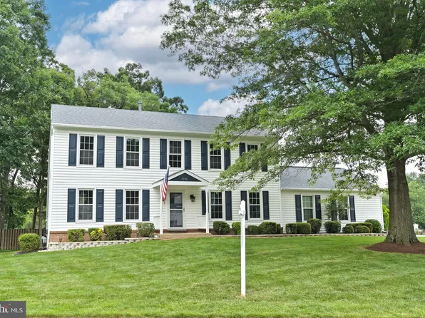 12916 Ashton Oaks Dr, Fairfax, VA 22030