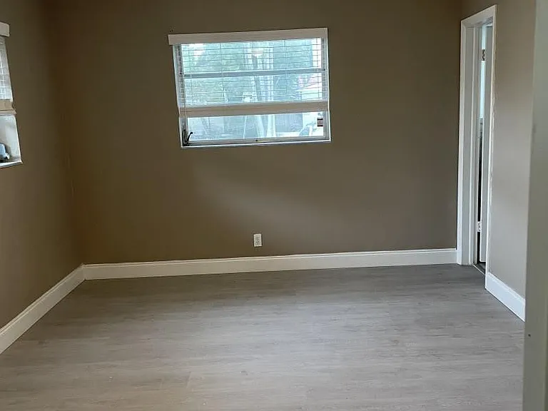1518 Grant St #1 — Photo 4