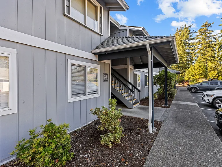 Evergreen Park Apartments in Olympia! — Photo 36