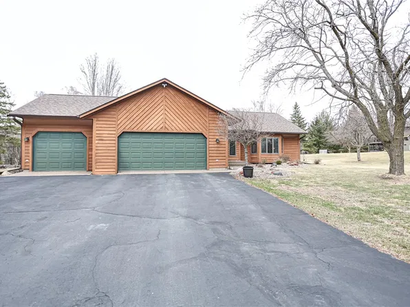 924 Ridge Pass, Hudson, WI 54016