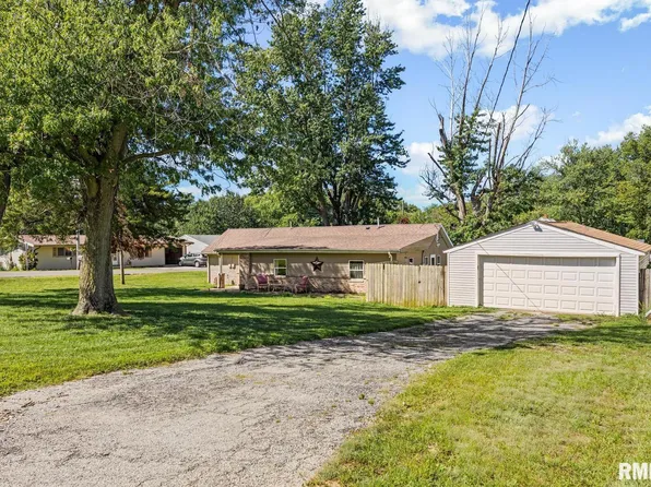 131 State St, North Pekin, IL 61554