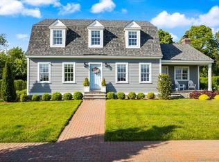 7 Blue Heron Ln, Clinton, CT 06413