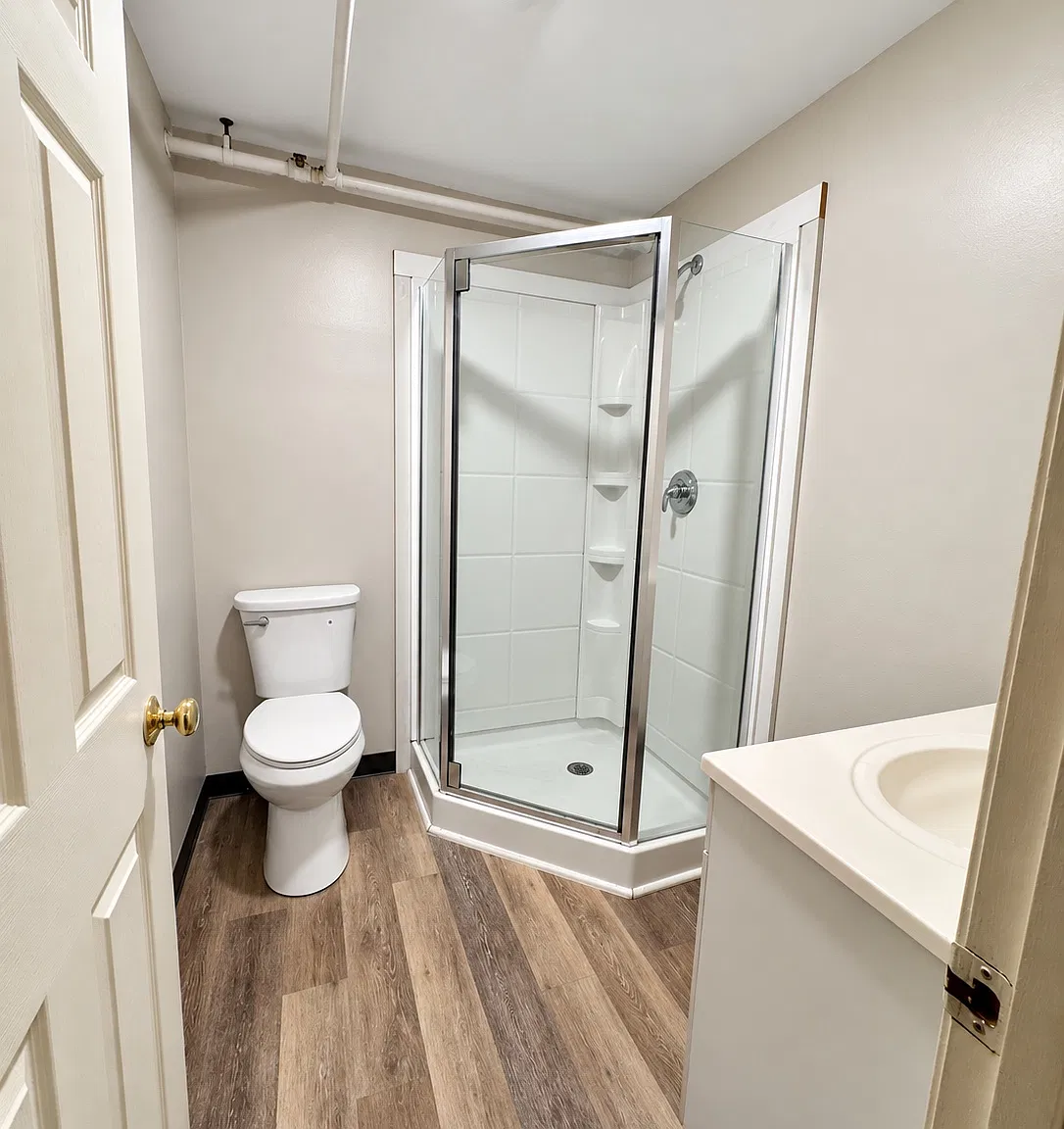 Studio, $1,395 — Photo 2