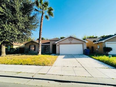 5260 E Wildflower Ln, Fresno, CA, 93725