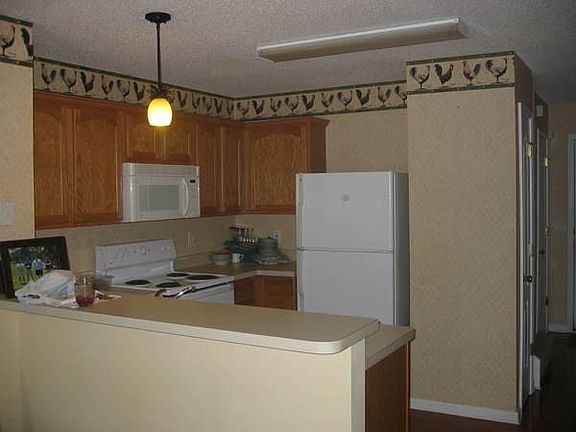 2nd image of 102 Fox Creek Dr