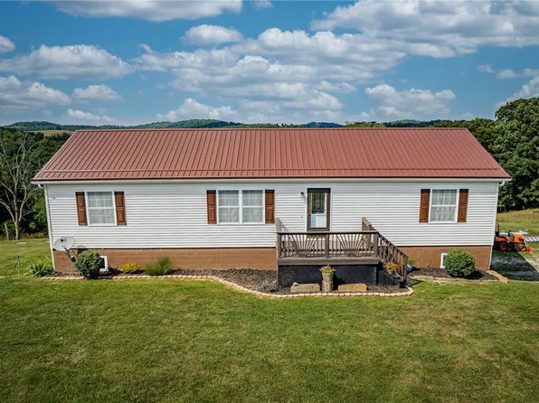 156 Haines Ridge Rd, Mount Morris, PA 15349