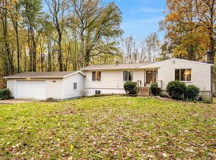 38436 Whiskey Run Rd, Mattawan, MI 49071