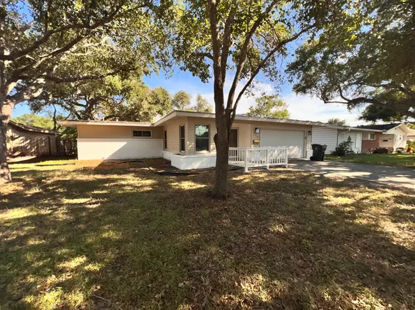 909 Dolphin Pl, Corpus Christi, TX 78411