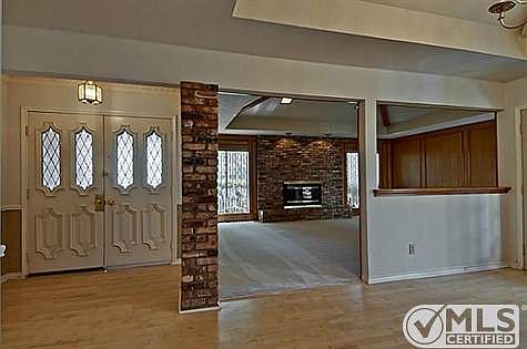 3rd image of 2211 Silver Holly Ln