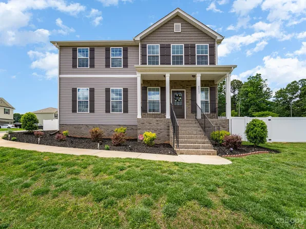 8807 Crape Myrtle Dr, Stanfield, NC 28163