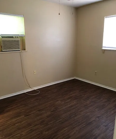 2810 Russell Ave — Photo 8