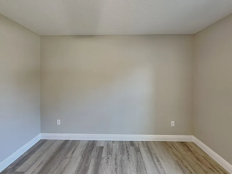 2082 W Swanson Dr — Photo 12