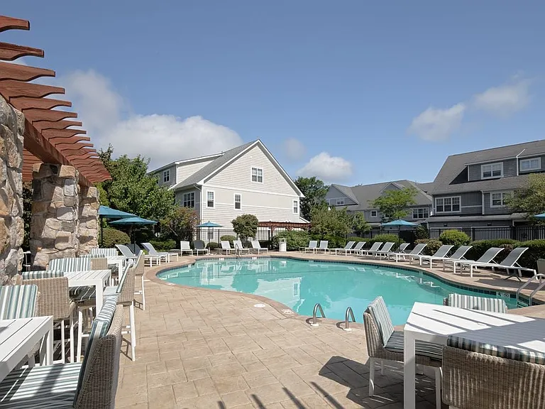 Swimming Pool with Sun Deck