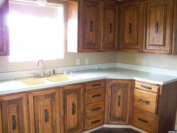 4th image of 313 N 11th St