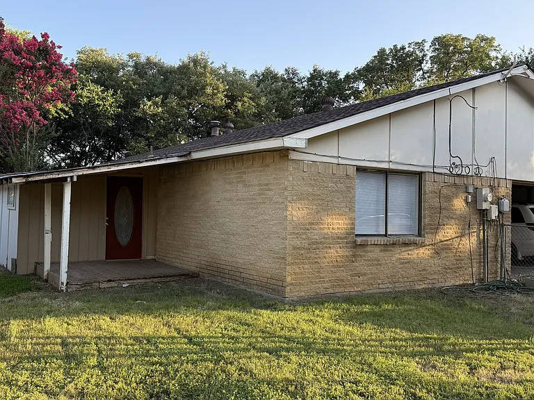 949 Middle Cove Dr — Photo 13