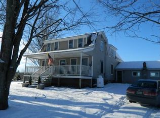 700 River Rd, Norridgewock, ME 04957