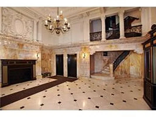 Rented by Douglas Elliman | media 30