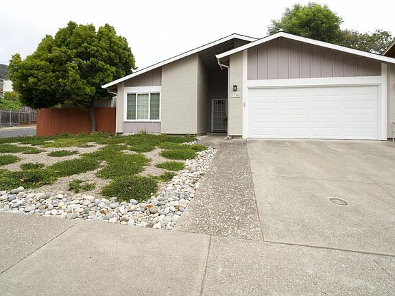 3rd image of 1156 Oddstad Blvd