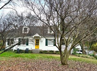 1233 Riverwood Dr, Nashville, TN 37216