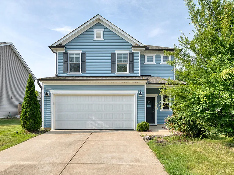 2132 Water Marsh Trl — Photo 1