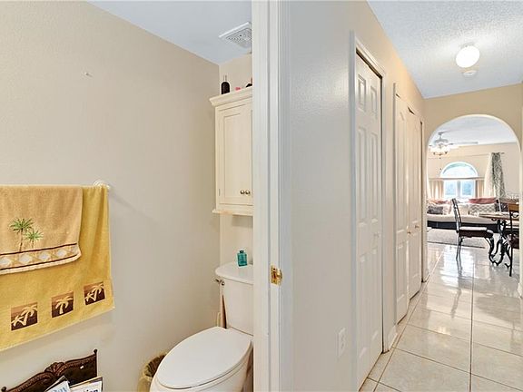 5th image of 301 Placid Lake Dr