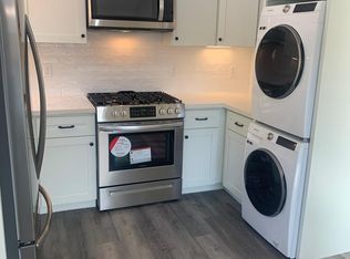 3974 D St #3978, Sacramento, CA 95819