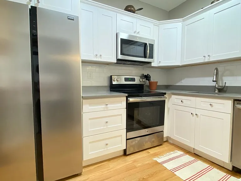 473 Newark Ave #102 — Photo 9