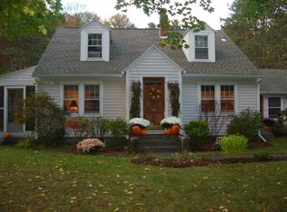 106 Metacomet St, Belchertown, MA 01007