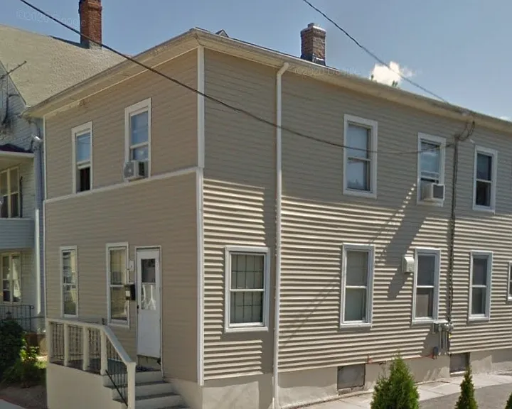 17 N Spring St #1 — Photo 1