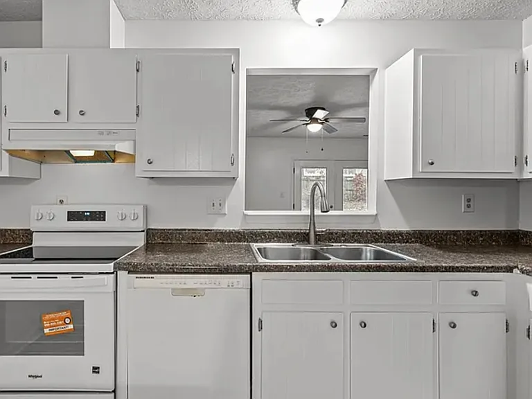 3333 Joanne Dr — Photo 5