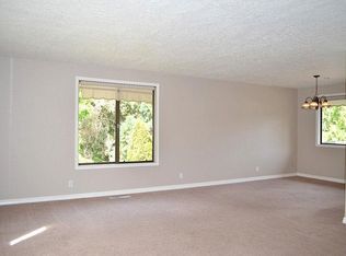 1845 Highlight Ct S, Salem, OR 97302