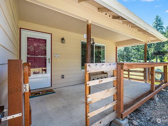 3rd image of 17719 120th Avenue SE