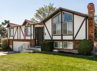 1759 N Stayner Dr, Farmington, UT 84025