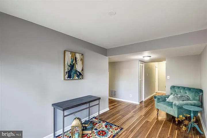 324 W Deer Park Rd — Photo 26