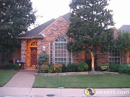 This 3-2-2 is located on the most desired street in the Villas.