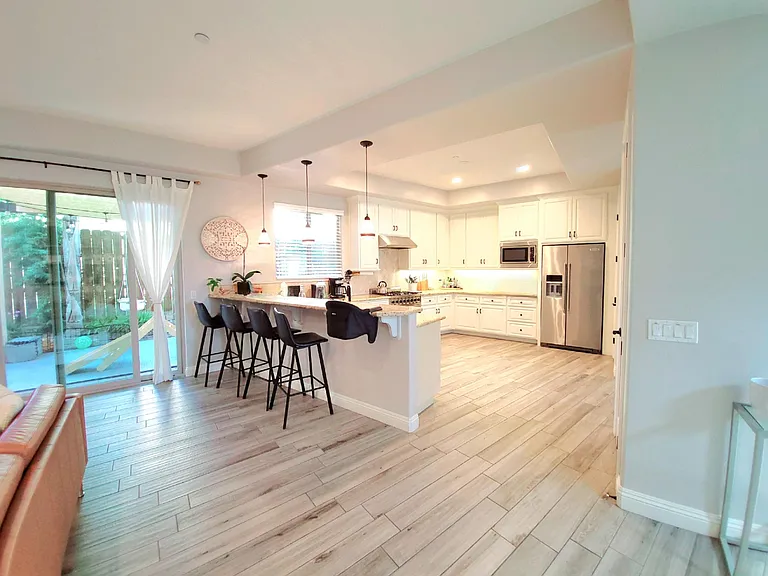 Breakfast Bar