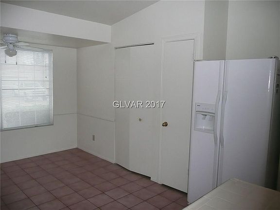 3rd image of 1613 Olive Palm Cir