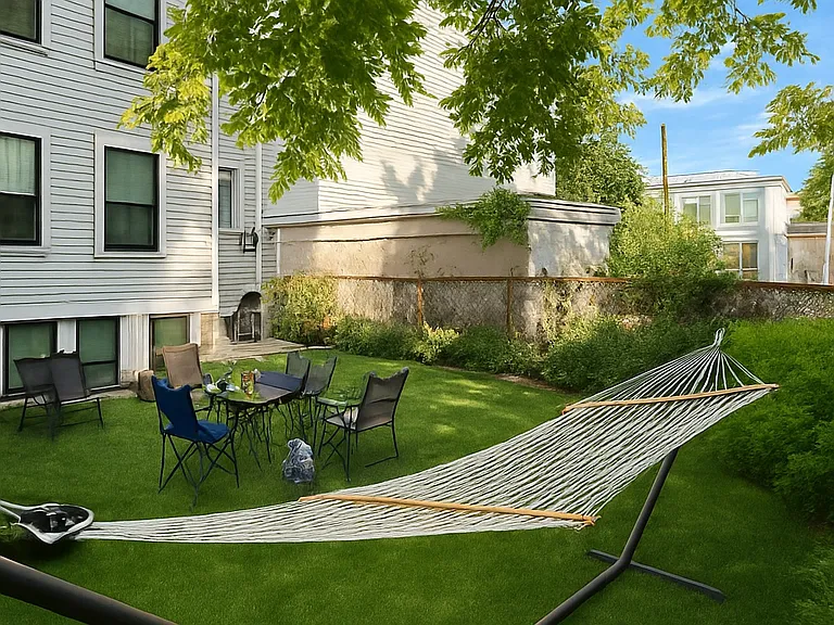 303 Maverick St #PENTHOUSE — Photo 17